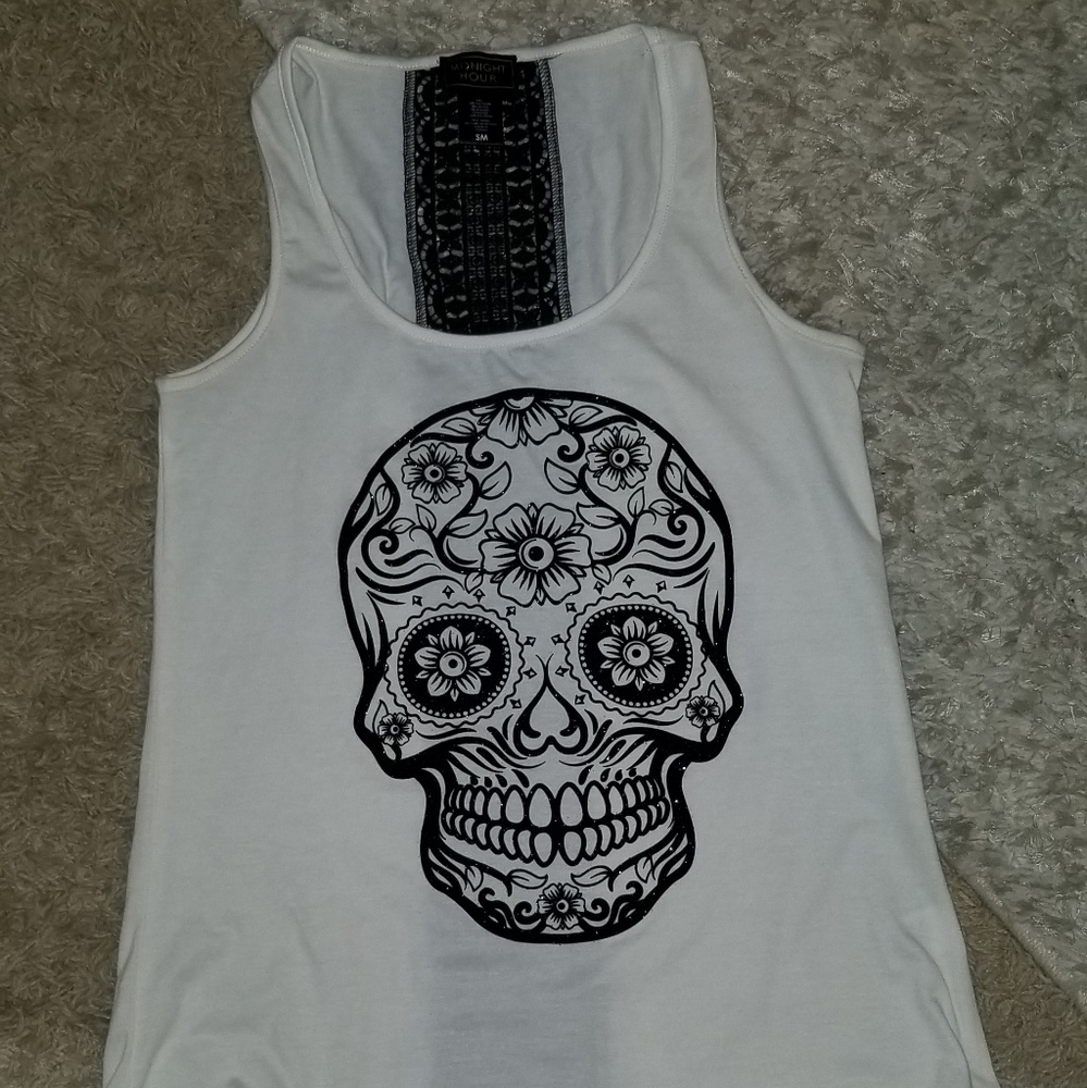 Sugar skull tank